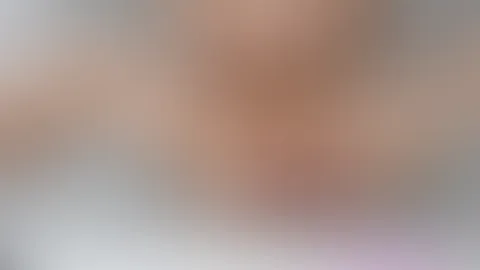 Dildo in der Badewanne reiten