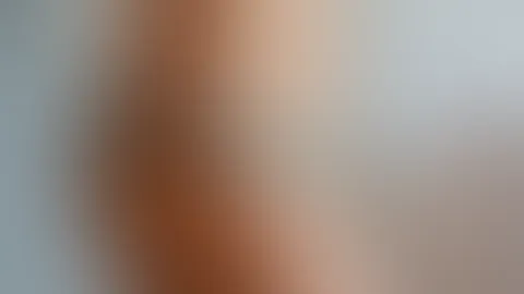 Was sagst zu meine neue Unterwäsche? 🙈😋🙈 Ich bin angezogen, aber immer noch nackt 😋🙈😋