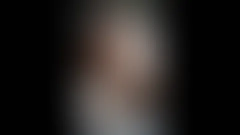 Na gefällt dir wie ich mit mein Toy an mir rumspiele? Willst du mir nicht dabei Helfen?