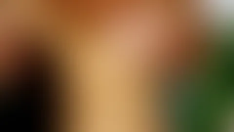 Ich bin jeden Abend um 20 Uhr fĂŒr euch da! đ In meinen Videos zeige ich euch alles: heiĂe Szenen beim S*x, intime Selfplays oder ganz alltĂ€gliche Momente â immer natĂŒrlich, immer nackt, immer echt. ïżœ