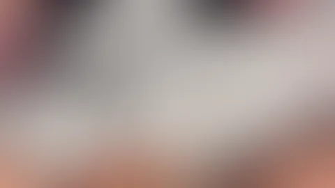 Richtig nasse & schmatzende P***y 🤯💦😈 Nackt & in High Heels fingere ich meine nasse P***y im Bett (missionar) und zeig dir das NAHAUFNAHME !😍😍Du hörst wie nass sie ist...gefällt dir das ?🔥