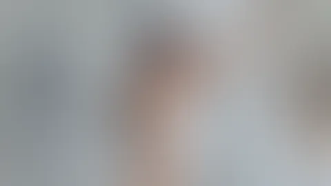 😈