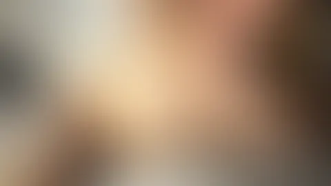 Wenn du von der Arbeit kommst, warte ich schon nackt und bereit für dich im Bett 😘