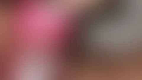 ♥️ Ich massiere meine m****i , bin so geil 🤩