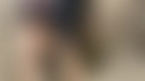 Manchmal sagt Schweigen mehr als tausend Worte … besonders wenn es so verlockend ist 😌 Komm näher und lass dich von diesem Gefühl mitreißen 🔥