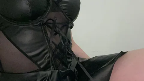 Heisse Bilder mit Lack Dessous