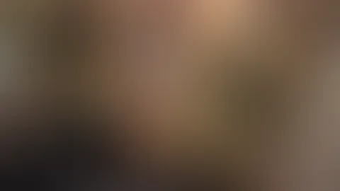 Völlige Hingabe – schnelle F**kmaschine + nonstop Klitorisvibrator = explosive Orgasmen 💦