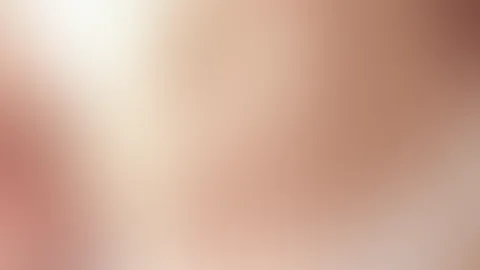 Ich warte auf dich, mein gehorsamer Junge… 😈💋 Komm auf die Knie, schau mir in die Augen und warte auf meine Worte. Heute will ich, dass du sehr brav bist — jedem Befehl gehorchst, vor Vorfreude zitt