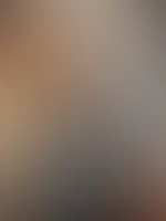 Ohne Höschen – wie immer Warum tragen, wenn’s ohne besser ist? Was reizt dich mehr – der Anblick oder die Vorstellung? 😏