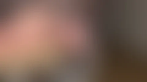 Sieh zu, wie ich mich mit einem Dildo verwöhne, ihn tief in den Hals nehme und noch vieles mehr. Meine Fans können all das kostenlos sehen – also abonnier mich!