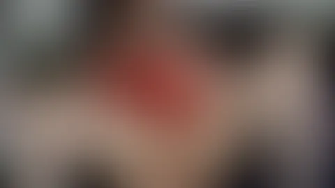 Ich komme das erste mal mit einem Vibrator vor der Kamera