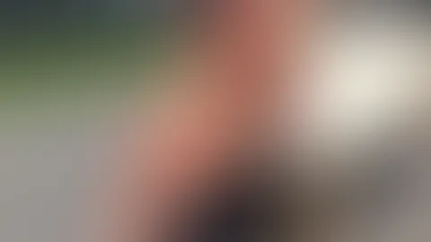 Ist das bei dir auch immer so? Also ich wäre online und hoffe das ich von b****n neue Schuhe bekomme :D