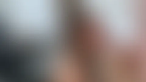 Im Bürostuhl f**kt es sich am besten - geiler F**k mit Gesichtsbesamung 😈