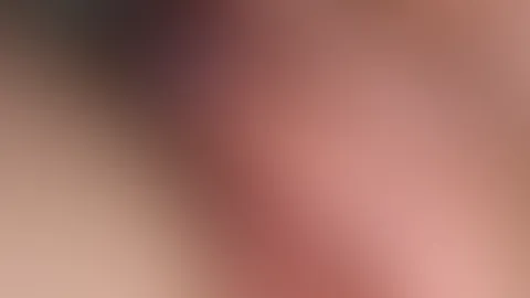 Hmm so saftig & schmatzig.😈 Würdest du es sauber lecken ?🤤🤤