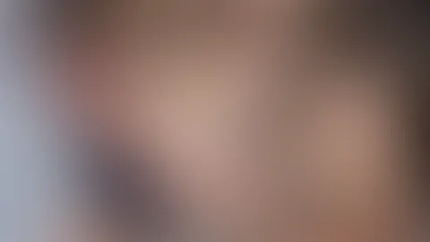 Er w***st auf meine Brüste
