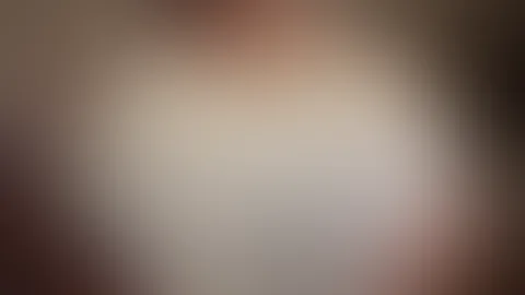 Würdest du mir meine Brüste massieren? 😋🔥