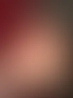 Wie gefallen dir die Zwischenräume zwischen den Zehen? Verlockend? Oder ist es doch eher die Sohle, die es interessant macht? Was findest du an Füßen am besten?