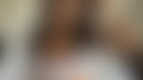 Wer hat Bock mich aufs Bettchen zu schmeissen, mir den Rock hoch zu ziehen, meine F**klöcher zu lecken und mir dann seinen S*****z rein zu donnern? 😜🥰