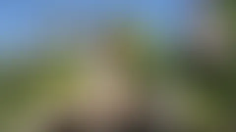 meine beste freundin massiert mich im garten und reitet auf mirđ„°đđ„”