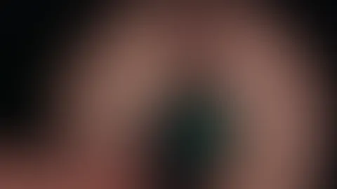 Sucking vibrator play von hinten ...