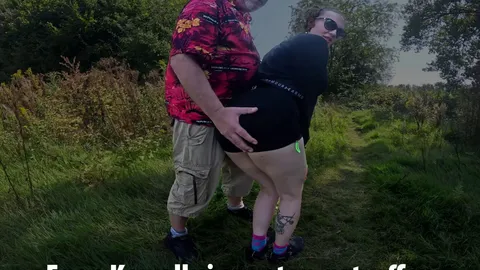 Outdoor Blowjob. Alter Mann verführt mich. EGON KOWALSKI