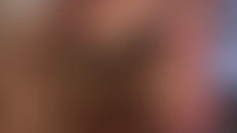 Hey hey 😈🔥Endlich Freitag! Wochenende, vielleicht schon Urlaubsmodus… oder musst du noch ein bisschen ackern? 😏✨Kannst du jetzt schon richtig chillen oder heißt es noch kurz ran an die Arbeit? 😌💋