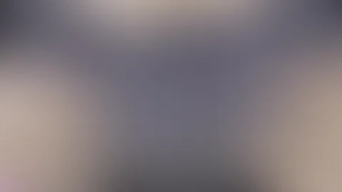Ich packe meine großen, schwereren Brüste gerne aus. In dem Kleid war es eh zu warm💋