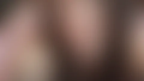 Mittwoch ist kleine Freitag 🙃 Schon schmeckt die Freiheit, Laune steigt, Körper bettelt nach was Spaßigem und Versautem 😏 Ich bin heute in so einer Stimmung: Kaffee leer, Musik an, Gedanken nur dara