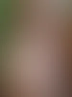 Doggy baby?soll ich mich schön nach vorne beugen♥ Besorgst du es mir 🥰🤪❤️ das es schön klatscht 🥰🤪😍