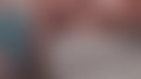 Es wäre schöner wenn du an meinen Nippeln spielen würdest 😈