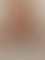 Hey du 😘 Hier ist ein kleines heißes Foto nur für dich – ganz umsonst 🔥 Wenn du mehr sehen willst… Ich habe noch viele schmutzige Geheimnisse für dich 💦 Schreib mir oder schau auf mein Profil 💋