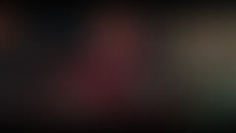 Es weihnachtet schon! Aber auf meine ganz eigene, heiße, versaute und geile Art!! Ich hab es mir so richtig gemütlich gemacht unterm Baum und es war so kuschelig mit den Kerzen, dass ich garnicht ande