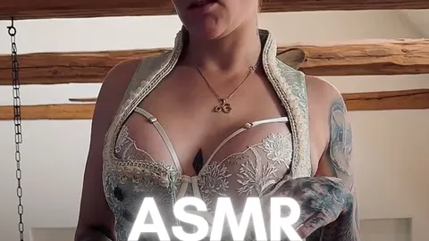 ASMR Dirndl Strip.