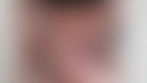 Gefällt dir mein Guten-Morgen-Strip ? 😏 Anschließend kannst du mir dabei zu sehen, wie ich mich selbstbefriedige💦💦 So kann der Tag doch starten. 😉exklusiv für Feeder!! 💋
