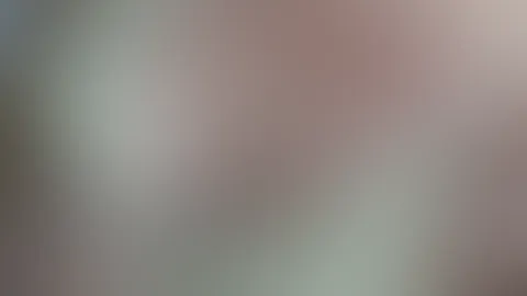 „Trägst du das Toy auch in der Öffentlichkeit?“ – hat er ernsthaft gefragt 😳👉 Neues Video. Nur da, wo’s keiner sieht👅.