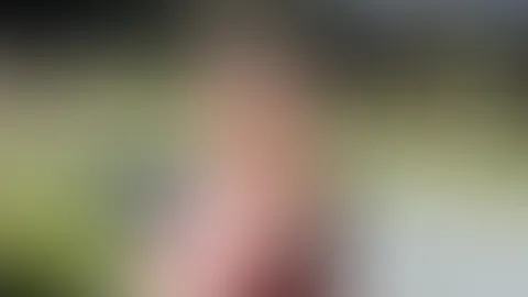 Just enough to make you curious đ