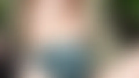 Im Garten von den Nachbarn erwischt!