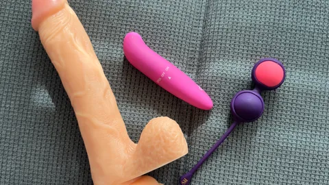 Ein Teil von meinen geilsten Sextoys🤭