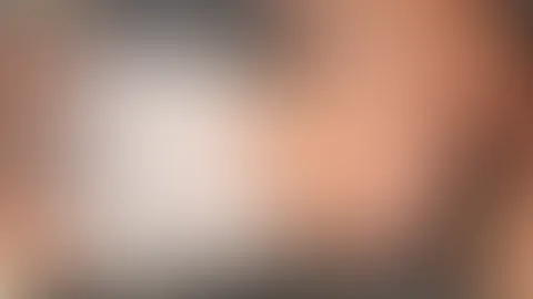 Titten auf der Terasse heimlich ausgepackt 🤭