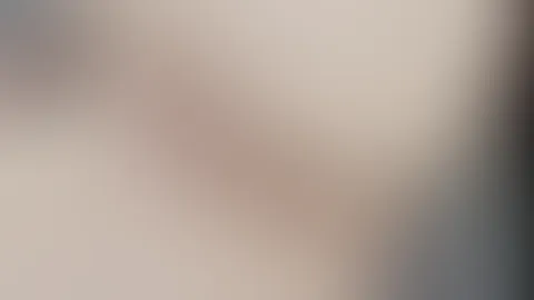 Plug Spielerei und Saugnapf Dildo gef**kt 😈🔥