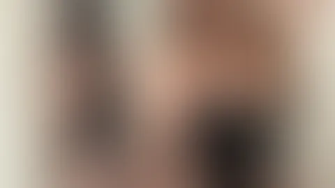 Ich bin heute so aufgeregt... ich kann kaum stillsitzen! ✨ Morgen bekomme ich Besuch von einer ganz besonderen Frau, die ich schon lange bewundere. Wir haben für morgen Abend etwas geplant, das es auf