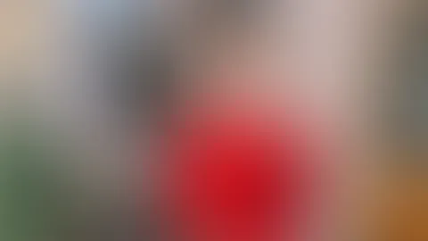 Mein erster Blowjob! Das hat er nicht erwartet *hihi*Heyho!  Michael ist schon seit Jahren mein bester Freund. Wir kennen uns aus der Kirche und singen dort gemeinsam im Chor. Nun hat mir eine gemeins