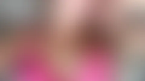 Ich möchte dir natürlich nur mein neues pinkes Dessous-Set zeigen, aber halt eben auf MiMi-Art. 😏💋💦