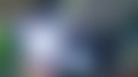 GefĂ€llt es dir wie der dildo rein & raus geht