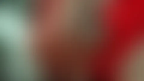 Was meinst du .. soll ich in dem Outfit bei dir vorbei kommen und die Geschenke verteilen .. ?!đ