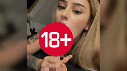 Dildo Blowjob