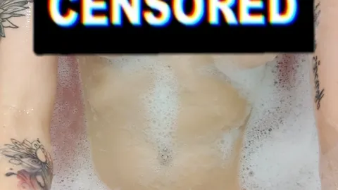 Unzensierte Fotos aus der Badewanne!!