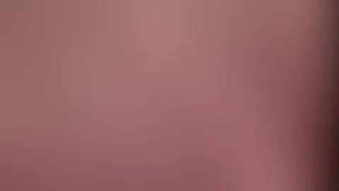 Nach dem Duschen noch mit P***y spielen