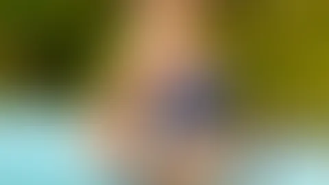 Was denkst du, stellen wir alles im Pool an? đ
