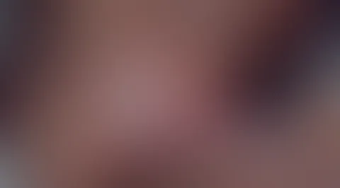 😈